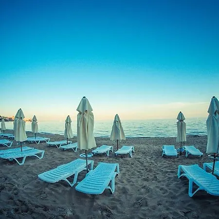 Roof Sea View 167,2loznice,4-7 Osob Свети-Влас