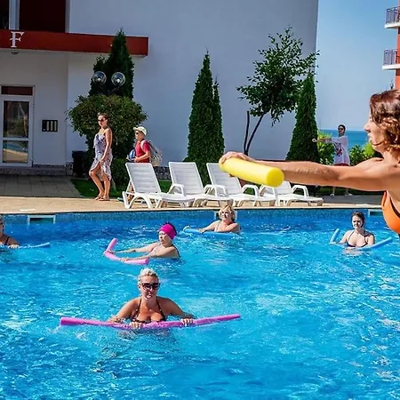 Апартаменты Roof Sea View 167,2loznice,4-7 Osob Свети-Влас