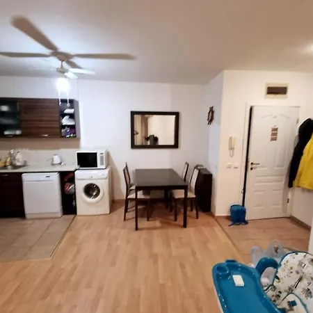 Апартаменты Roof Sea View 167,2loznice,4-7 Osob Свети-Влас