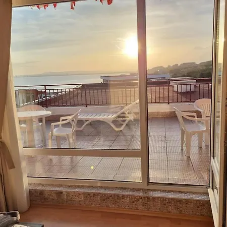 Roof Sea View 167,2loznice,4-7 Osob Апартаменты Свети-Влас