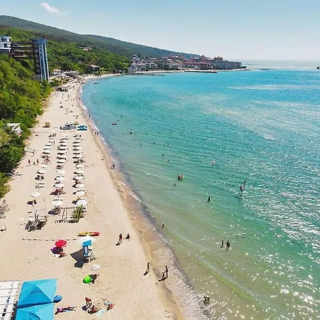 Апартаменты Roof Sea View 167,2loznice,4-7 Osob Свети-Влас