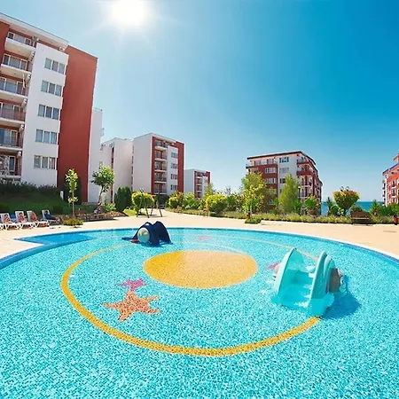 Roof Sea View 167,2loznice,4-7 Osob 아파트 *