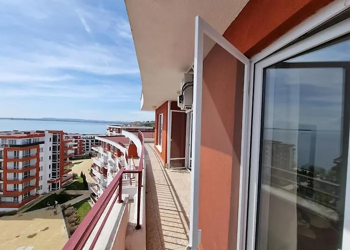 Roof Sea View 167,2loznice,4-7 Osob Апартамент *