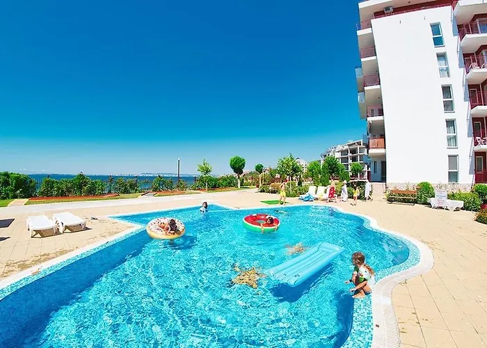 Roof Sea View 167,2loznice,4-7 Osob Свети Влас