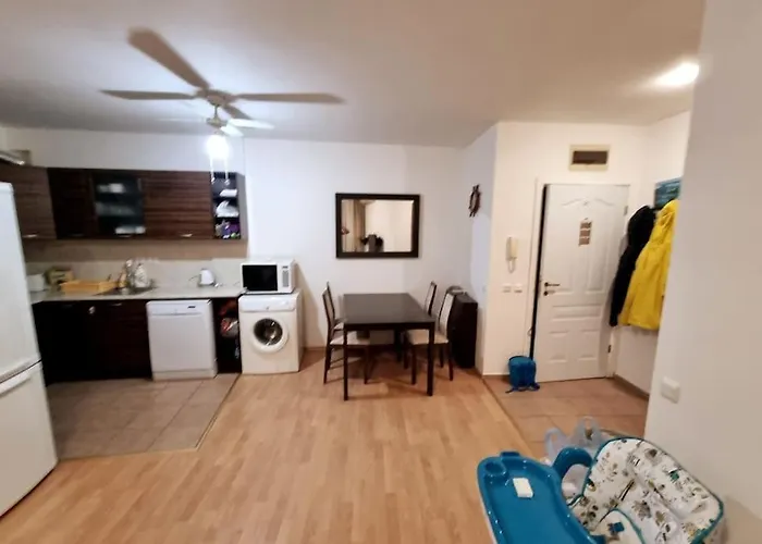 Апартамент Roof Sea View 167,2loznice,4-7 Osob Свети Влас